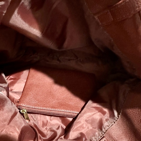 Large Burgundy Faux Fur Handbag w/ PomPom Attachments & Small Bag - Picture 4 of 9